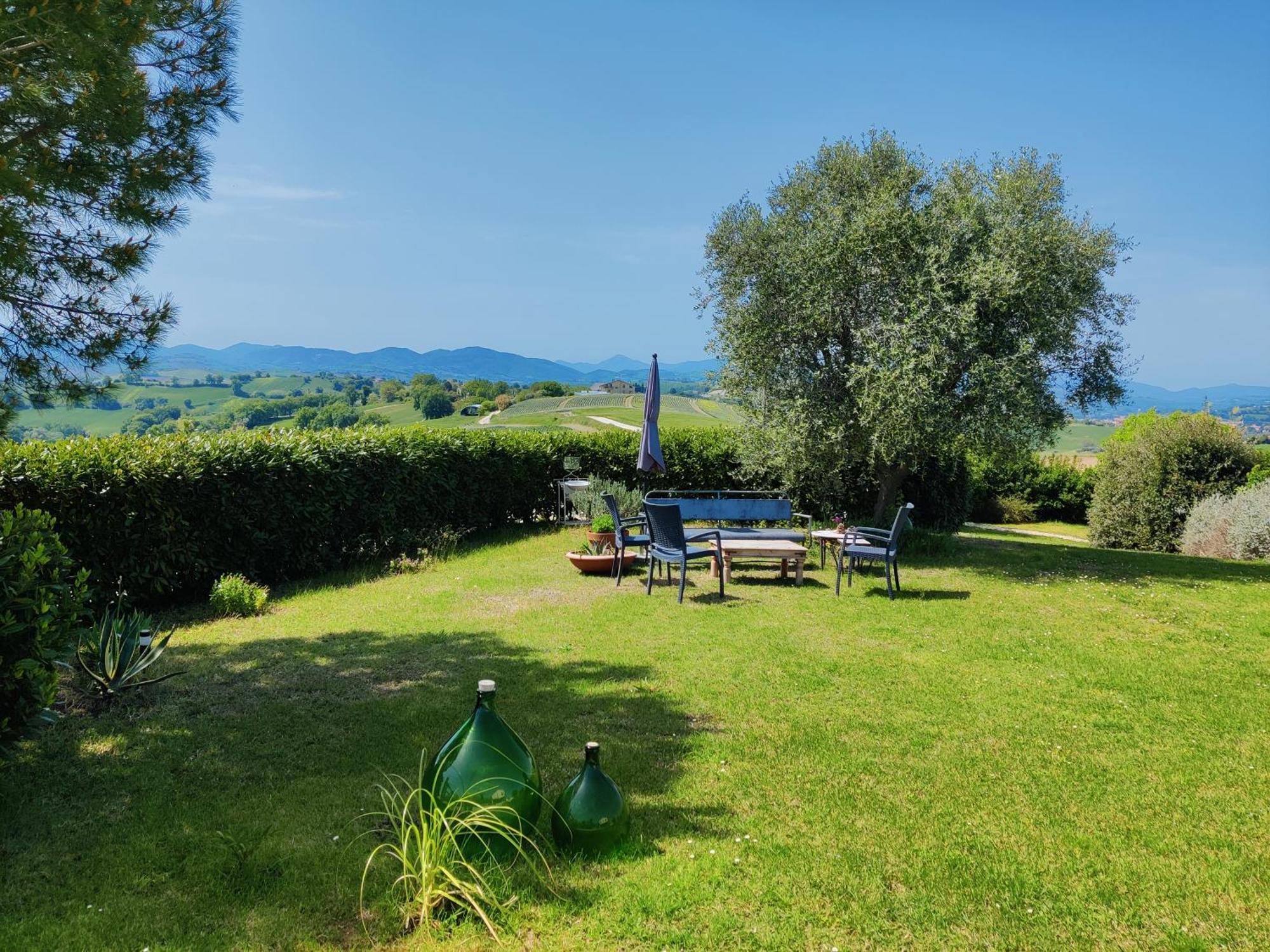 Rustico Del Bozzo Pension Castelleone di Suasa Buitenkant foto