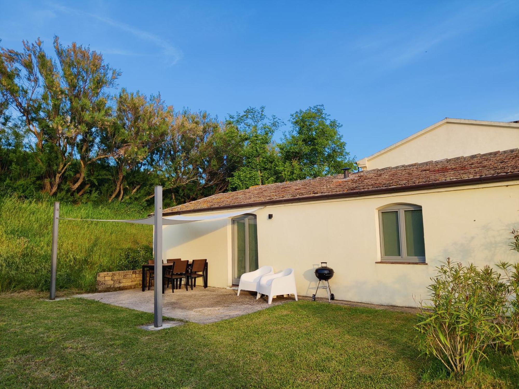 Rustico Del Bozzo Pension Castelleone di Suasa Buitenkant foto