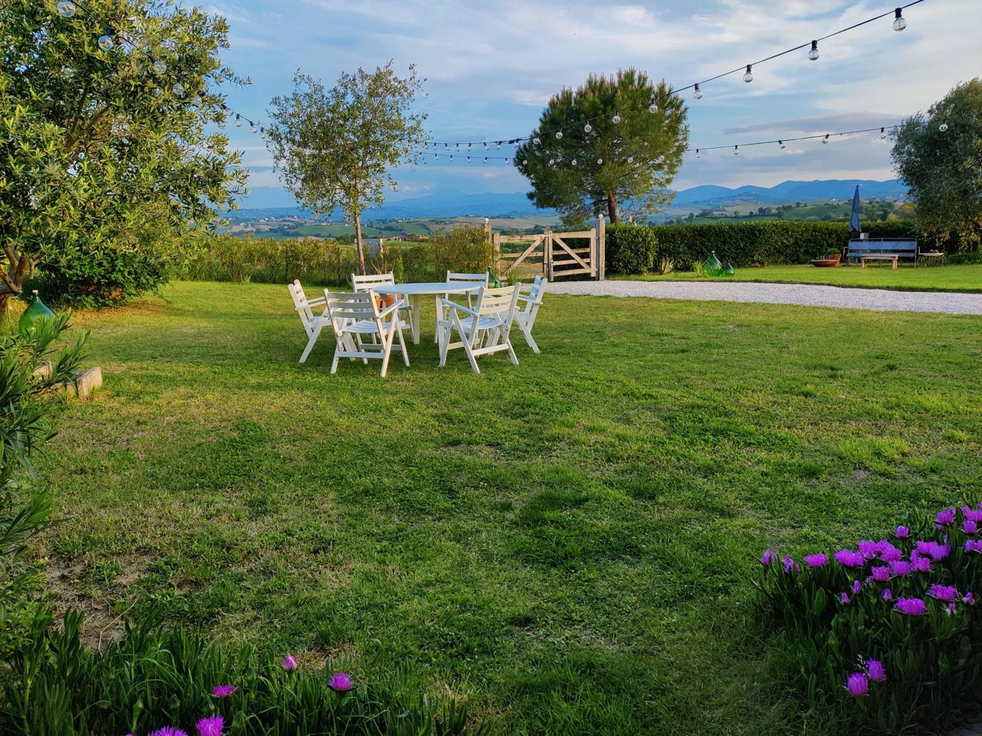 Rustico Del Bozzo Pension Castelleone di Suasa Buitenkant foto
